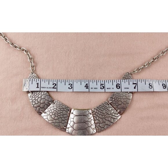 Premier Designs Silver Coker Necklace Exotic Reptile Enprint Tribal Double Sided - Picture 15 of 15